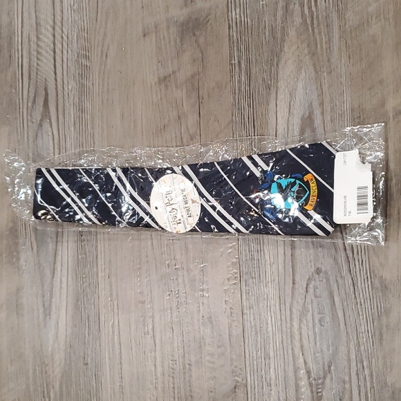 Harry Potter Ravenclaw Tie - Picture 3 of 7